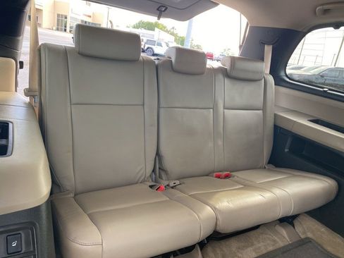Used 2010 Toyota Sequoia Limited RWD image 38