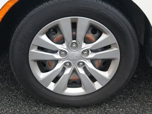 Used 2020 Kia Soul LX image 14