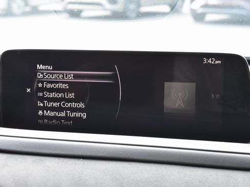 New 2025 MAZDA CX-30 Carbon image 33