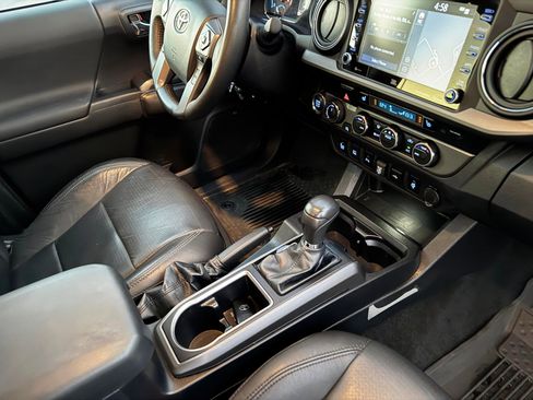 Used 2022 Toyota Tacoma image 37