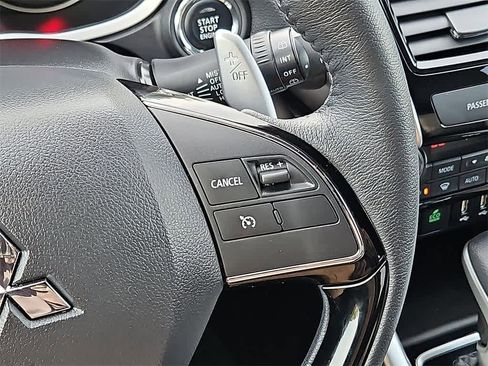 Used 2023 Mitsubishi Eclipse Cross SEL image 19