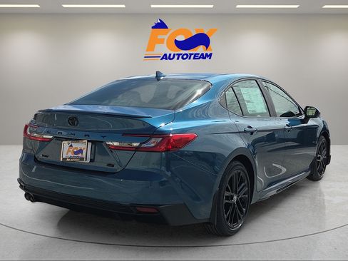 Certified 2026 Toyota Camry SE w/ Convenience Package FWD image 4