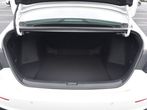 New 2025 Honda Accord EX-L image 9