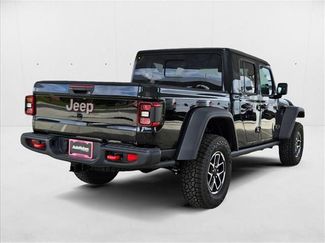 New 2025 Jeep Gladiator Rubicon w/ Convenience Group video 2