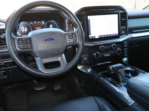 Used 2023 Ford F150 Lariat AWD/4WD image 4