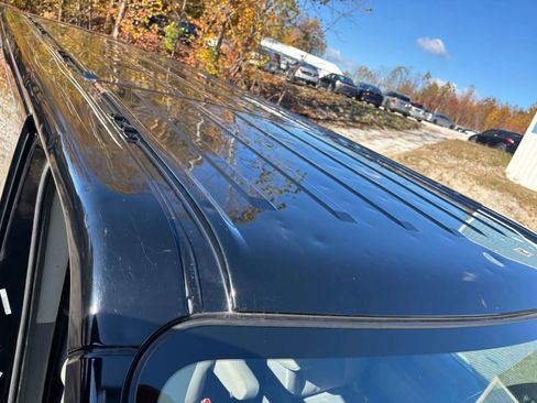 Used 2019 Nissan NV 3500 S image 31