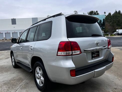 Used 2008 Toyota Land Cruiser AWD/4WD image 35