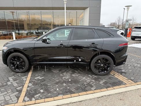 Used 2024 Jaguar F-PACE R-Dynamic S image 8