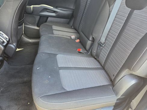 Used 2021 Kia Sorento LX FWD image 23