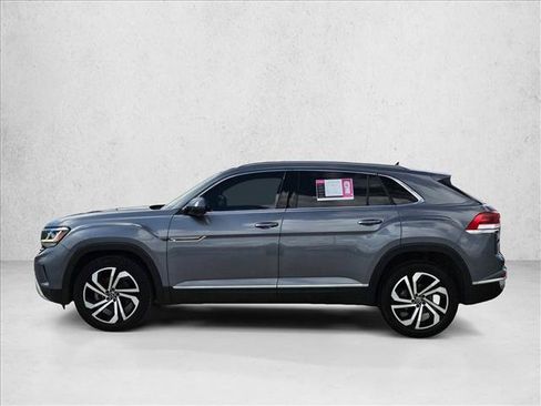 Used 2020 Volkswagen Atlas Cross Sport SEL Premium AWD/4WD image 9