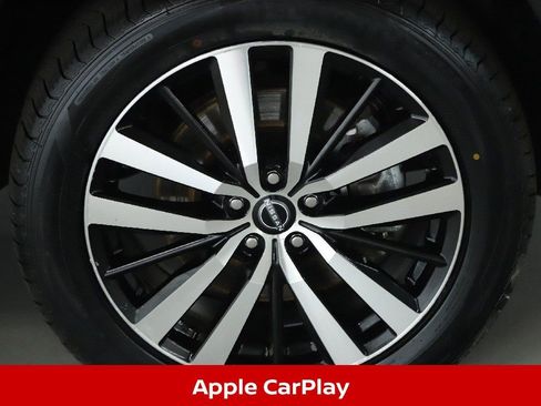 Certified 2024 Nissan Pathfinder Platinum image 12