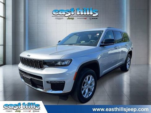 Used 2023 Jeep Grand Cherokee L Limited AWD/4WD image 7