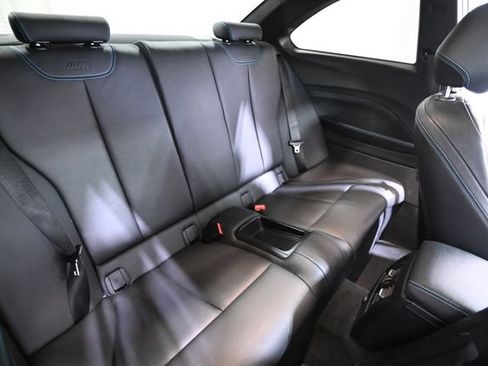 Used 2018 BMW M2 RWD image 31