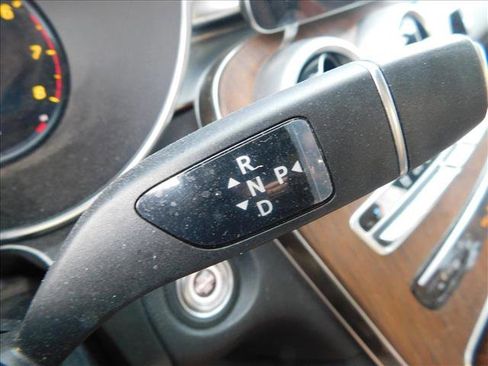 Used 2020 Mercedes-Benz GLC 300 image 10