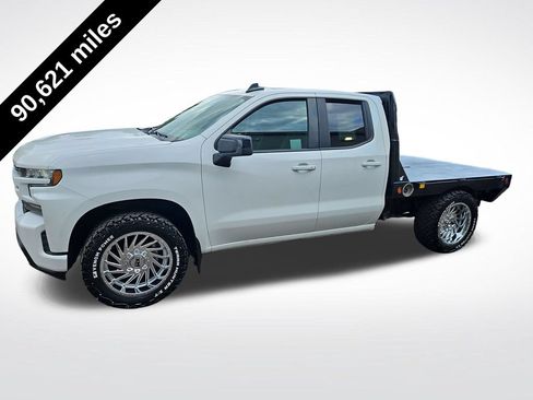 Used 2019 Chevrolet Silverado 1500 RST w/ All-Star Edition AWD/4WD image 2
