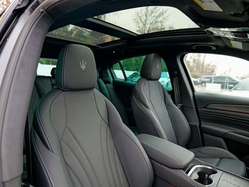 New 2025 Maserati Grecale Modena image 34