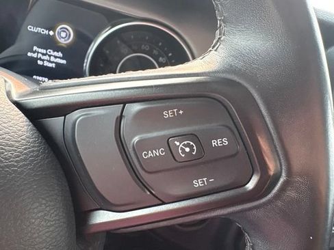 Used 2019 Jeep Wrangler Unlimited Sport S AWD/4WD image 12