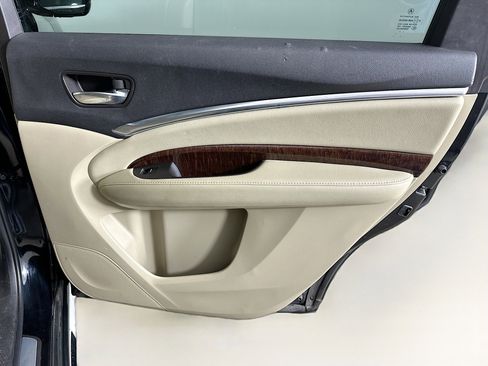 Used 2017 Acura MDX SH-AWD w/ Technology Package image 33