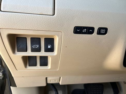 Used 2010 Lexus RX 350 AWD w/ Premium Pkg image 12