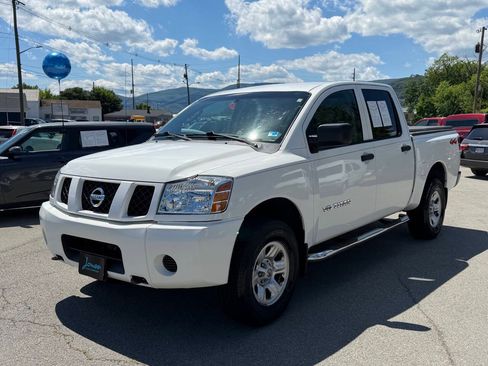 Used 2007 Nissan Titan XE AWD/4WD image 2
