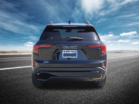 New 2026 GMC Terrain Elevation w/ Elevation Premium Package FWD image 17