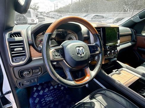 Used 2019 RAM 1500 Limited image 12