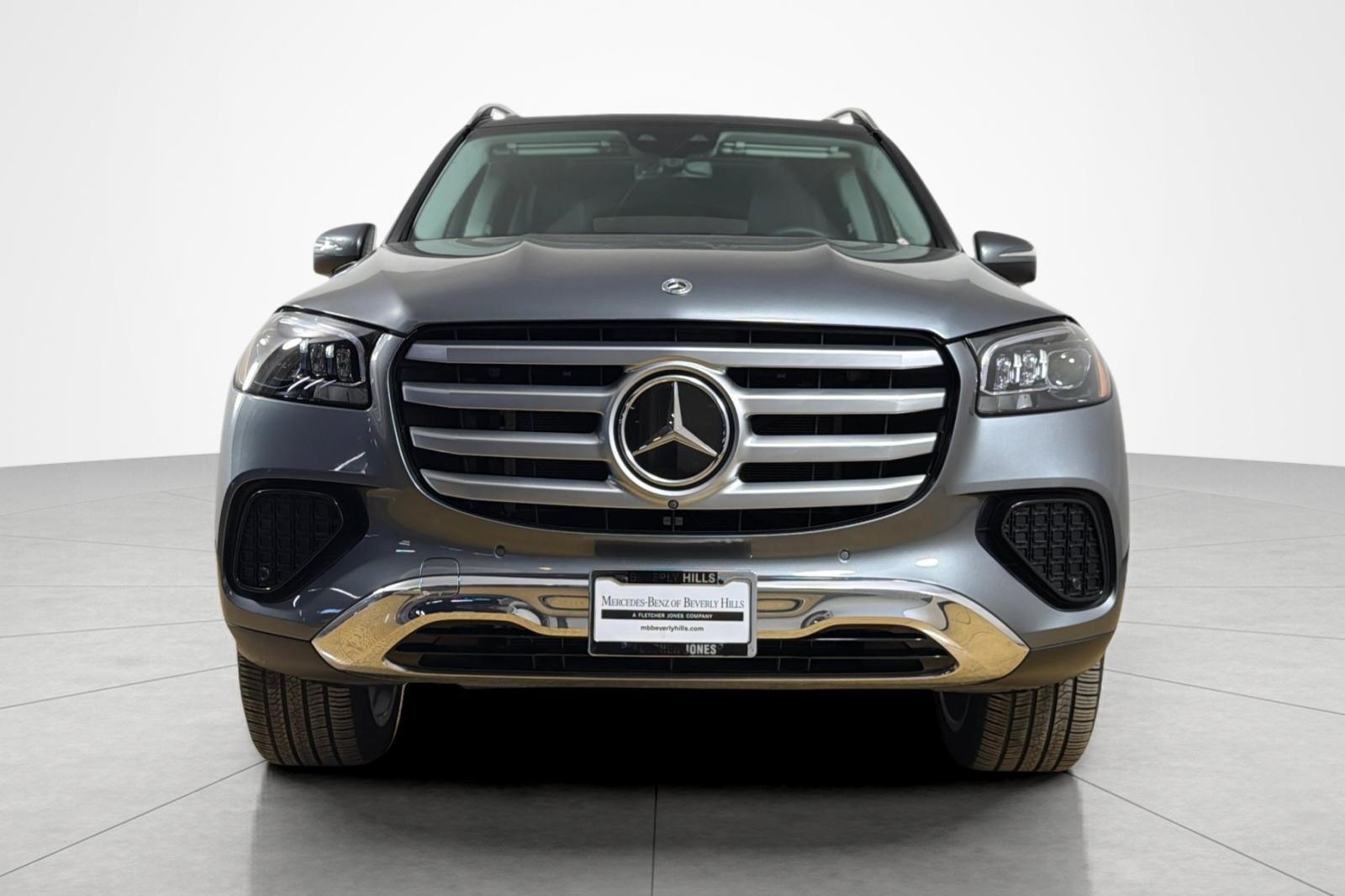 Used 2024 Mercedes-Benz GLS 450 4MATIC image 8