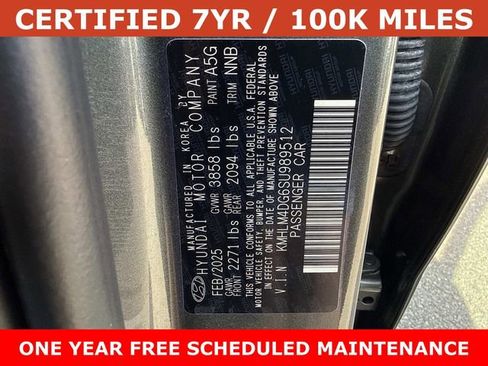 Used 2025 Hyundai Elantra Sport FWD image 29