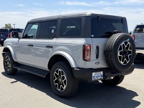 New 2026 Ford Bronco Outer Banks AWD/4WD image 5
