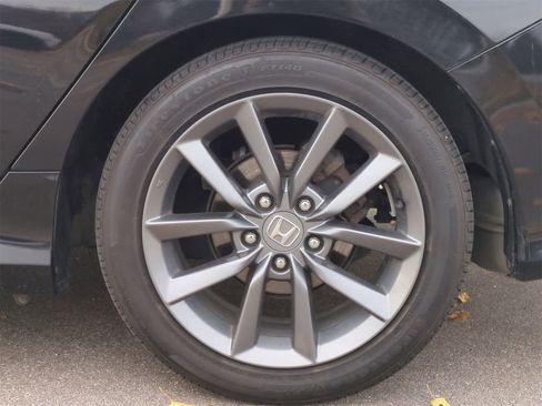Used 2019 Honda Civic EX-L image 15