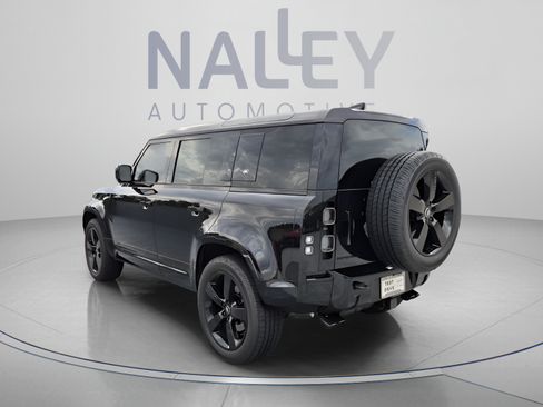 Used 2024 Land Rover Defender 110 V8 AWD/4WD image 3