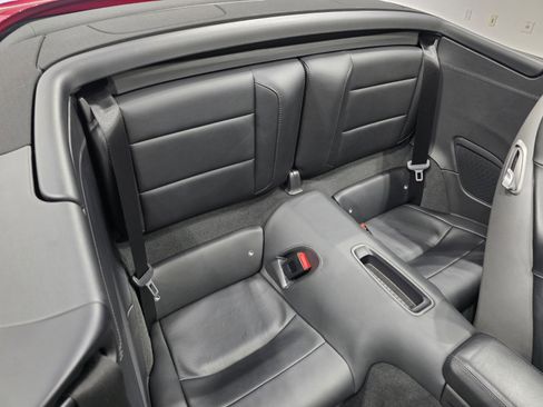 Used 2018 Porsche 911 Turbo image 25