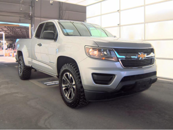 Used 2018 Chevrolet Colorado W/T w/ WT Convenience Package AWD/4WD image 1