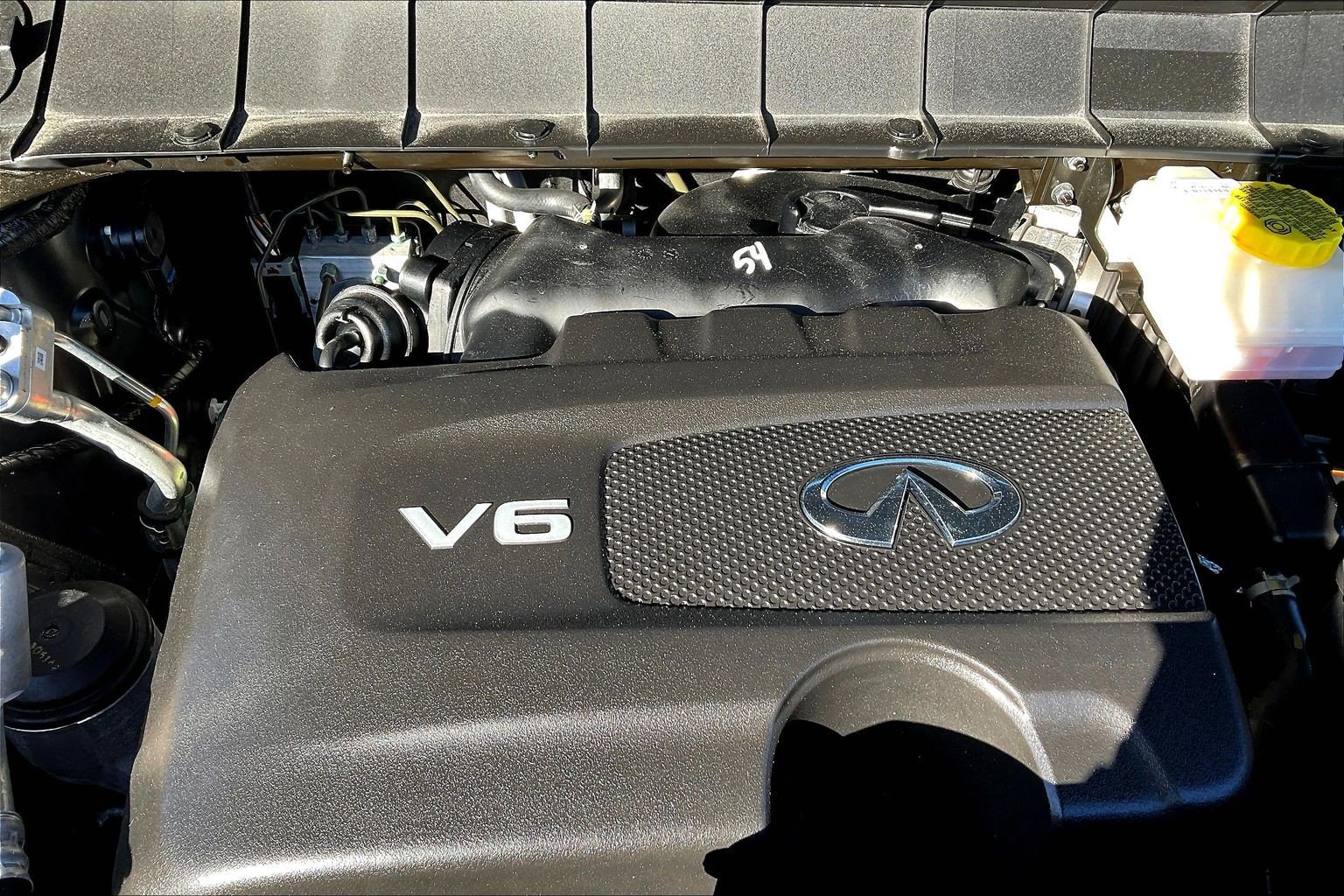 Certified 2023 INFINITI QX60 Luxe w/ Performance Audio Package AWD/4WD image 30