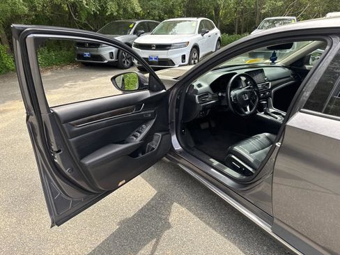 Used 2021 Honda Accord EX-L image 12