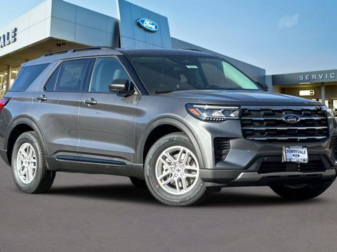 New 2026 Ford Explorer Active image 2