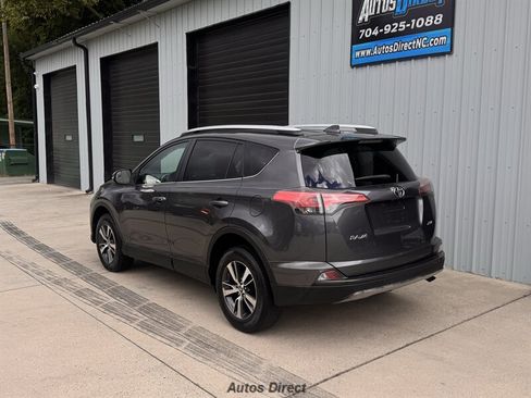 Used 2016 Toyota RAV4 XLE FWD image 6