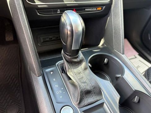 Used 2021 Volkswagen Atlas SE FWD image 15