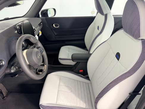 New 2026 MINI Cooper 2-Door Hardtop FWD image 5