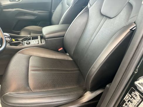 Certified 2023 Kia Sorento S AWD/4WD image 15