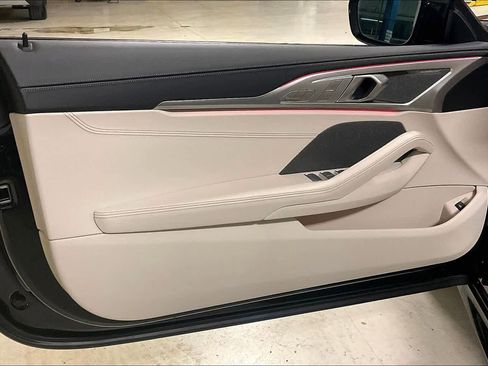 New 2026 BMW 840i Convertible w/ Comfort Seating Package image 10