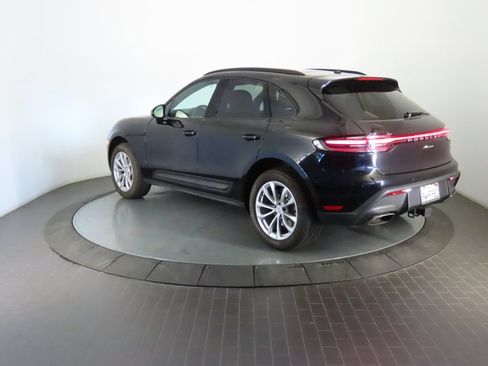 Certified 2026 Porsche Macan AWD/4WD image 3