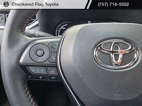 Used 2024 Toyota RAV4 SE w/ Weather & Moonroof Package image 28