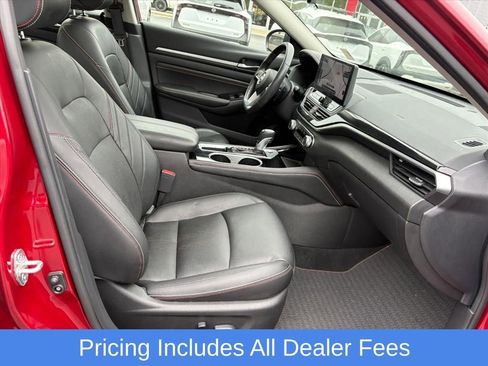 Used 2023 Nissan Altima 2.5 SR w/ SR Premium Package FWD image 21