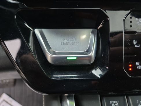 Used 2024 GMC Sierra 3500 Denali Ultimate image 20