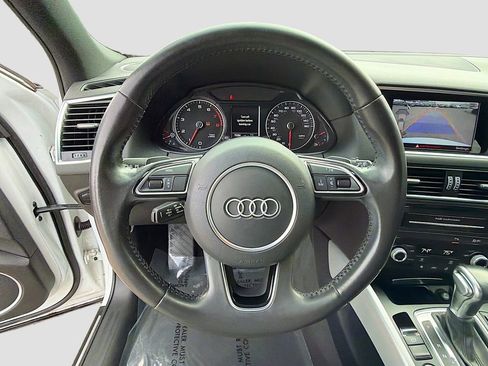 Used 2017 Audi Q5 2.0T Premium Plus w/ Technology Package image 39