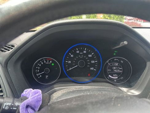 Used 2016 Honda HR-V EX-L image 11