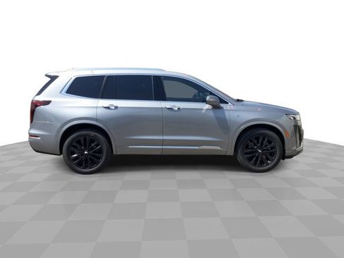 New 2025 Cadillac XT6 Premium Luxury w/ Platinum Package image 9