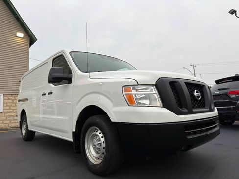 Used 2021 Nissan NV 1500 S RWD image 4