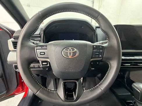 Certified 2025 Toyota Camry SE w/ Convenience Package FWD image 16